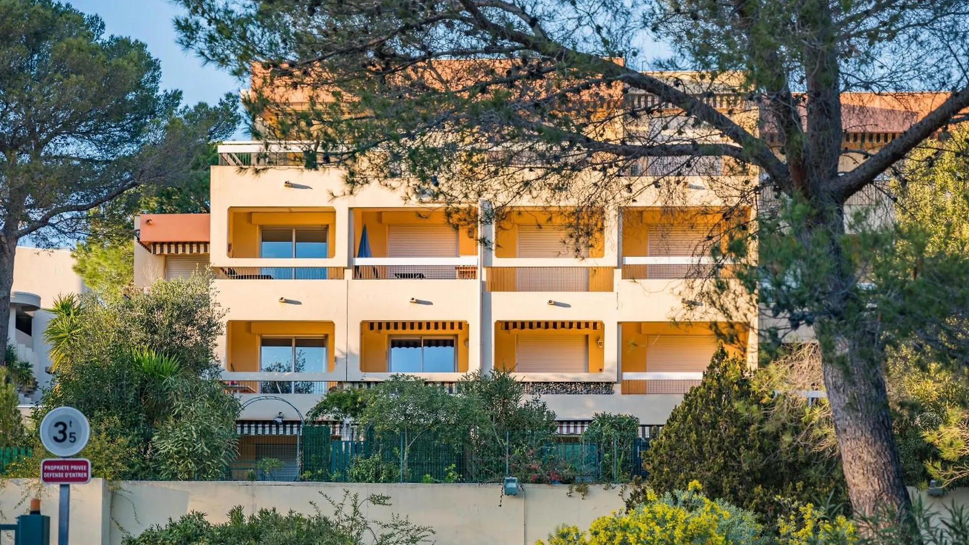 Edenesterel Saint-Raphael